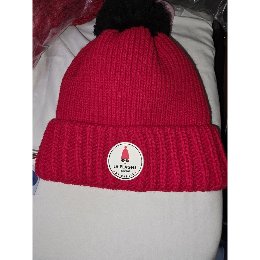 La Plagne Toboggan Hat With Interchangeable‎ Pompoms.